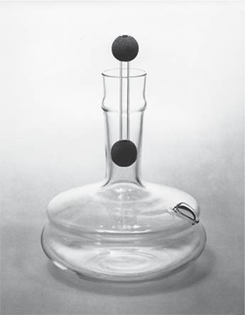 Schlumbohm handblown glass water kettle, 1943
