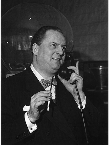 Dr. Peter Schlumbohm — portrait with phone receiver