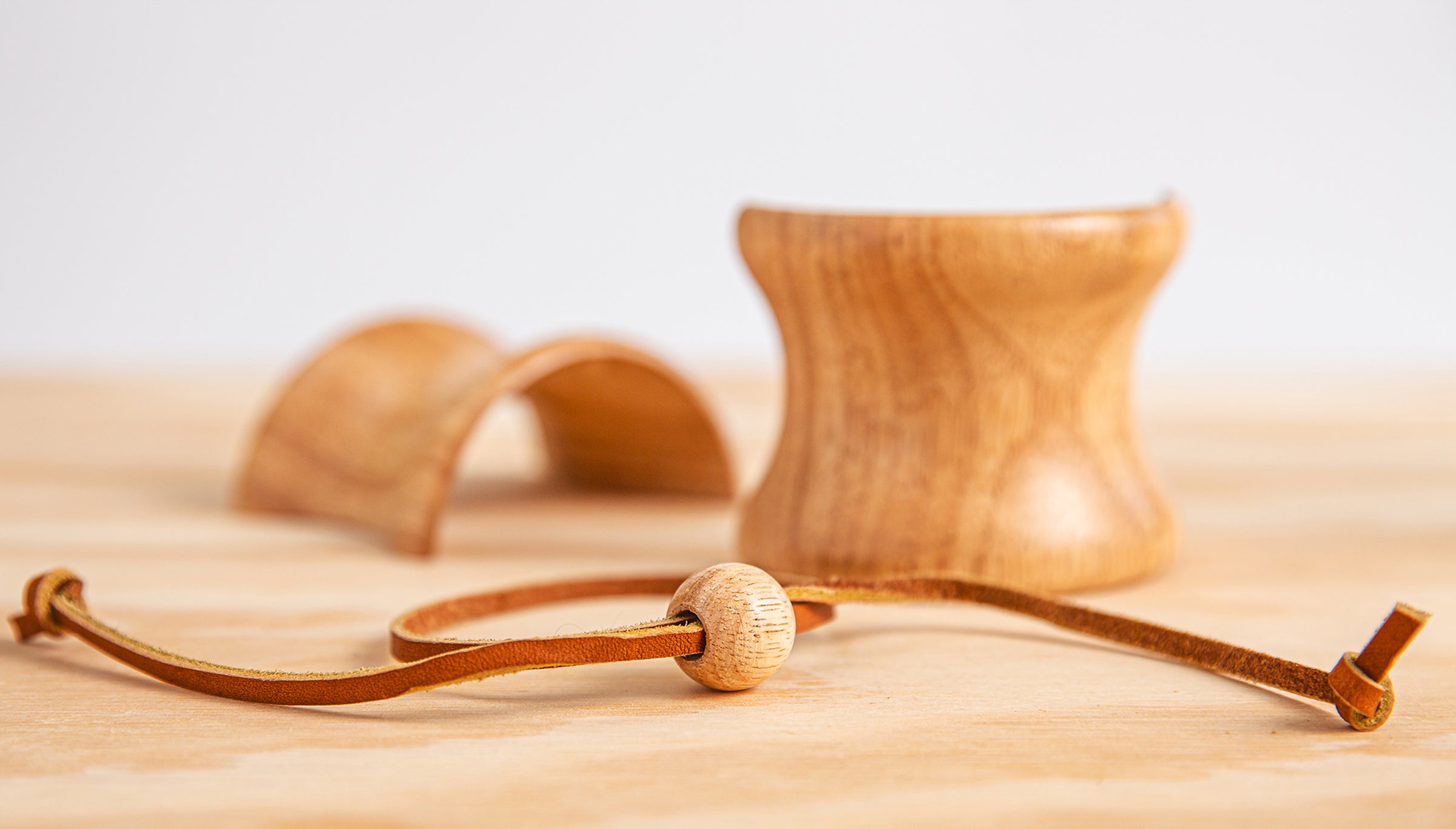 Chemex coffeemaker wooden collar, bead and rawhide